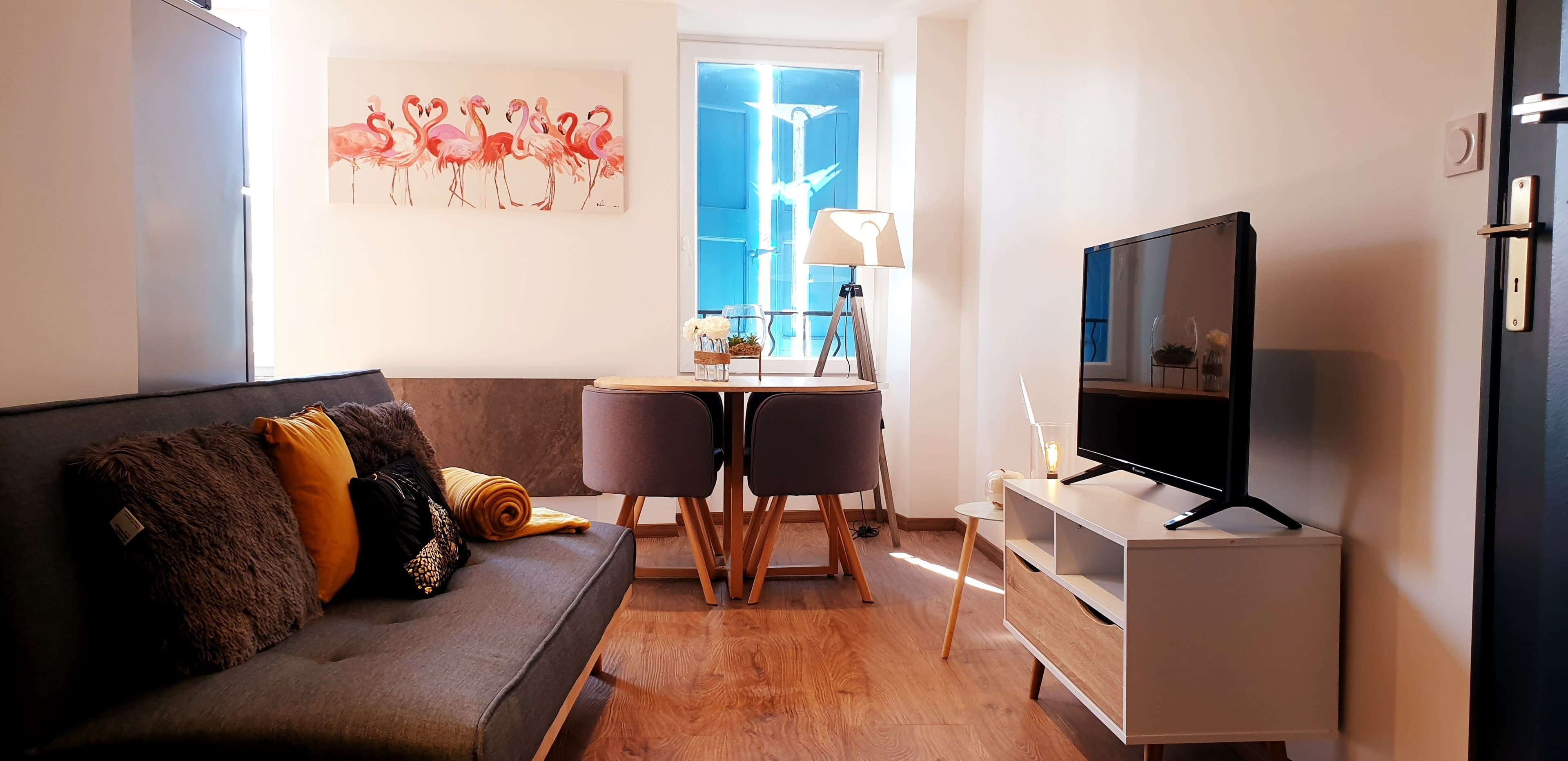 Apt 2 place Liberté